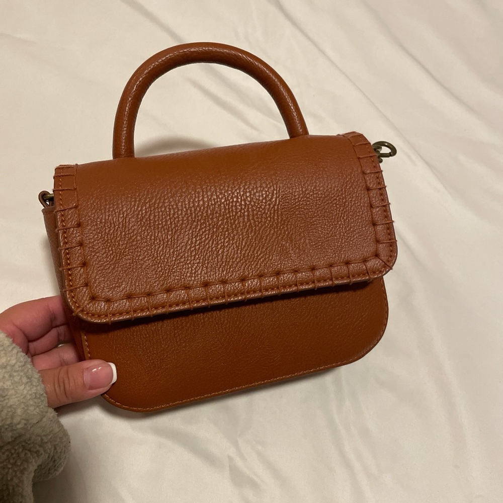 Universal Thread Mini Crossbody - image 2